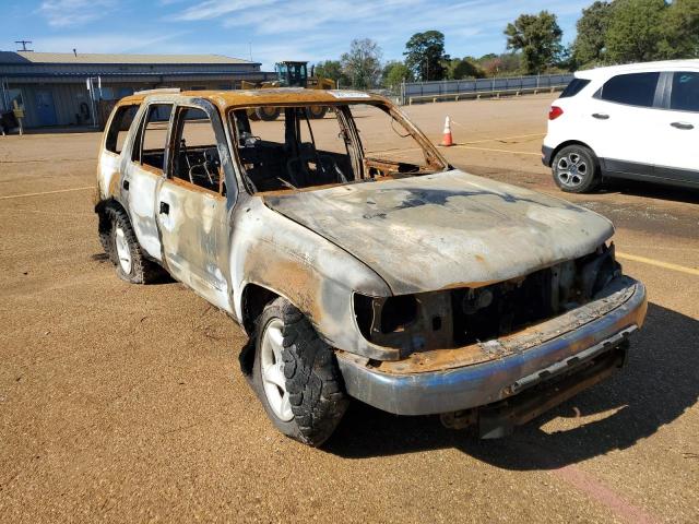 TOYOTA 4RUNNER SR 2000 with VIN JT3HN86R7Y0274014 - Photo from auction