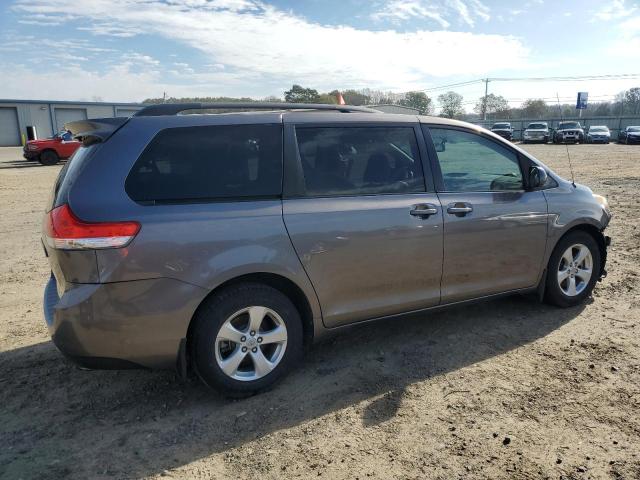 Photo 3 from auction – 2011 TOYOTA SIENNA LE with VIN 5TDKK3DC8BS004175