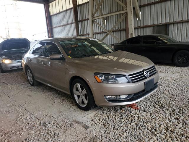 VOLKSWAGEN PASSAT S 2015 with VIN 1VWAT7A34FC098824 - Photo from auction