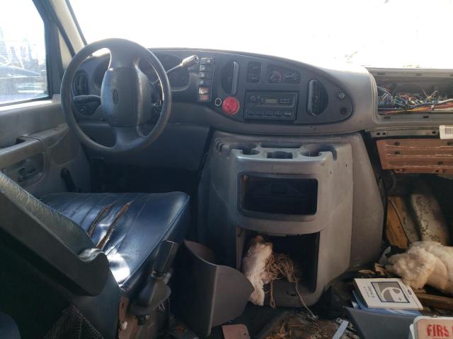 Photo 8 from auction – 2002 FORD ECONOLINE with VIN 1FDWE35F32HA69632