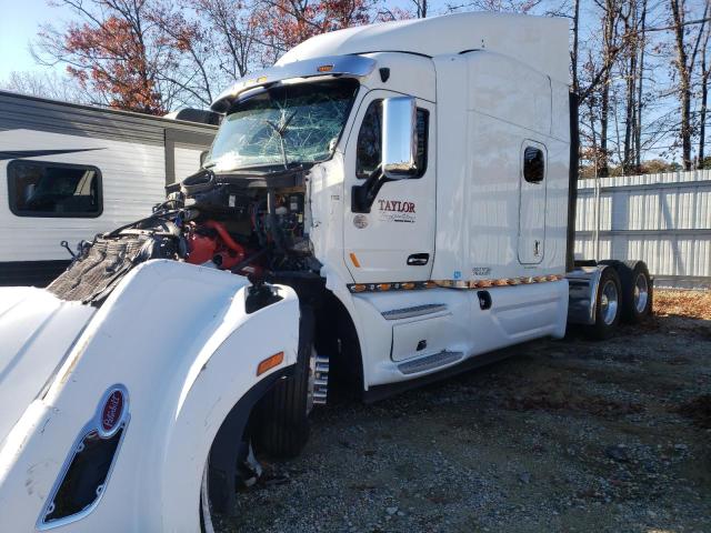 Photo 2 from auction – 2017 PETERBILT 579 with VIN 1XPBD49XXHD433879