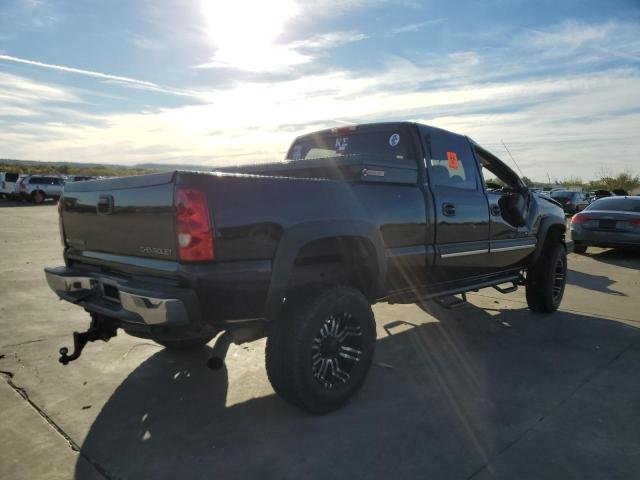 Photo 3 from auction – 2005 CHEVROLET SILVERADO with VIN 1GCHC23215F890063