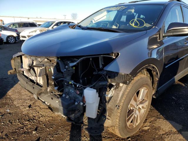 Photo 9 from auction – 2017 TOYOTA RAV4 XLE with VIN JTMRFREV9HJ125227