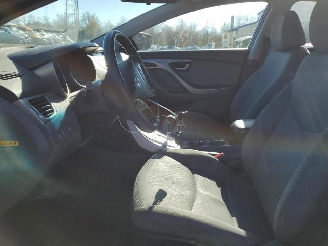 Photo 7 from auction – 2012 HYUNDAI ELANTRA GL with VIN 5NPDH4AE9CH087416