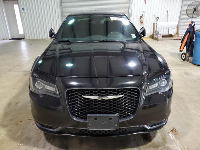 Photo 5 from auction – 2019 CHRYSLER 300 S with VIN 2C3CCABGXKH618174