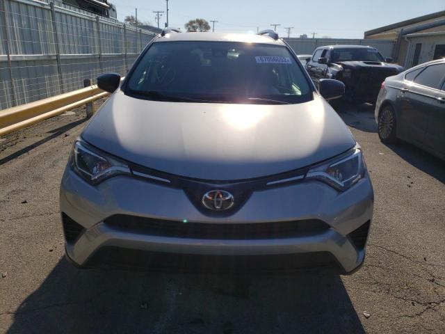 Photo 5 from auction – 2017 TOYOTA RAV4 LE with VIN 2T3BFREV3HW575197