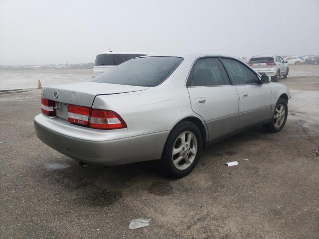 Photo 4 from auction – 2001 LEXUS ES 300 with VIN JT8BF28G110306452