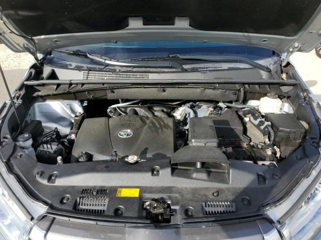 Photo 7 from auction – 2018 TOYOTA HIGHLANDER with VIN 5TDJZRFH6JS485707