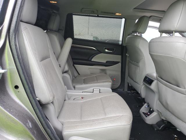 Photo 11 from auction – 2016 TOYOTA HIGHLANDER with VIN 5TDYKRFH2GS156322