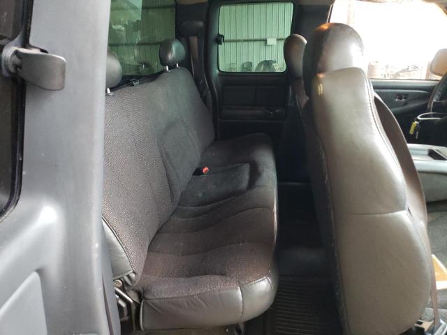 Photo 10 from auction – 2002 CHEVROLET SILVERADO with VIN 2GCEC19W021401503