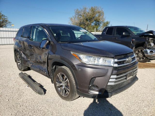 TOYOTA HIGHLANDER 2017 with VIN 5TDZARFH5HS027211 - Photo from auction