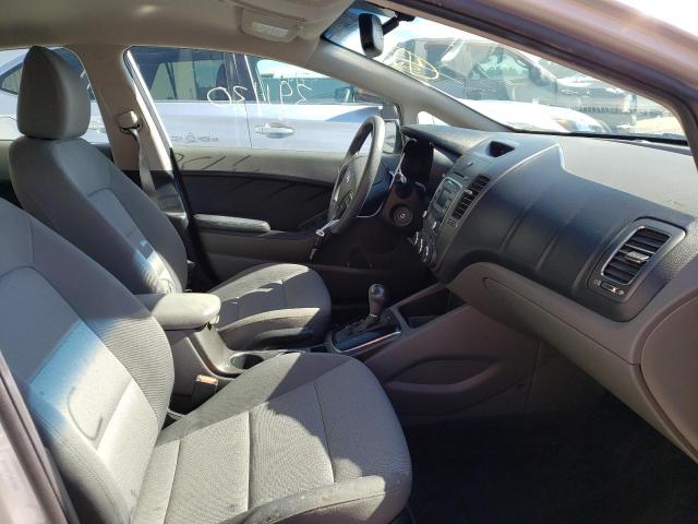 Photo 5 from auction – 2017 KIA FORTE LX with VIN 3KPFK4A71HE118424