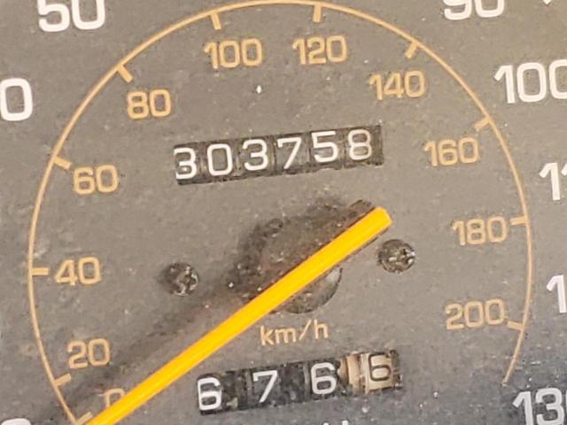 Photo 8 from auction – 1990 TOYOTA CAMRY with VIN 4T1SV24E9LU284183