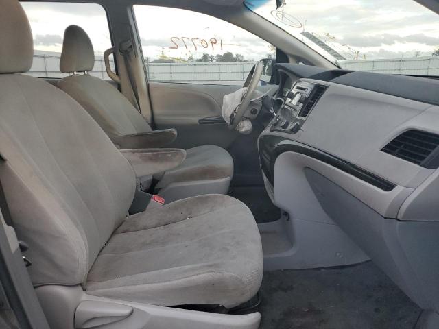 Photo 5 from auction – 2011 TOYOTA SIENNA BAS with VIN 5TDKA3DC7BS008804
