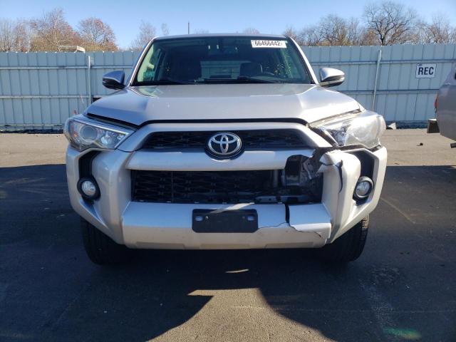 Photo 5 from auction – 2015 TOYOTA 4RUNNER SR with VIN JTEBU5JR1F5244951