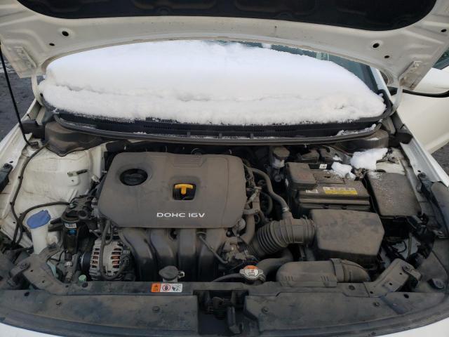 Photo 7 from auction – 2017 KIA FORTE LX with VIN 3KPFK4A72HE062087
