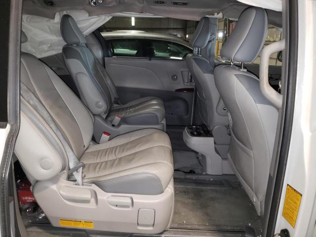 Photo 11 from auction – 2014 TOYOTA SIENNA XLE with VIN 5TDYK3DC4ES513436