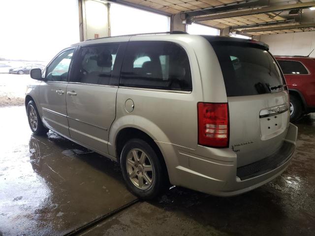 Photo 2 from auction – 2010 CHRYSLER TOWN & COU with VIN 2A4RR5D18AR319094