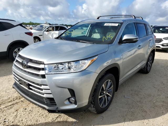 Zdjęcie 2 z aukcji – 2018 TOYOTA HIGHLANDER z VIN 5TDJZRFH6JS485707