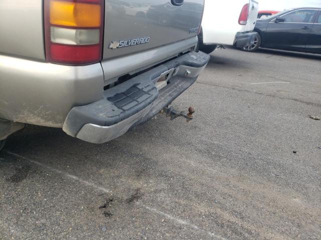 Photo 9 from auction – 2000 CHEVROLET SILVERADO with VIN 1GCEC19T0YZ173718