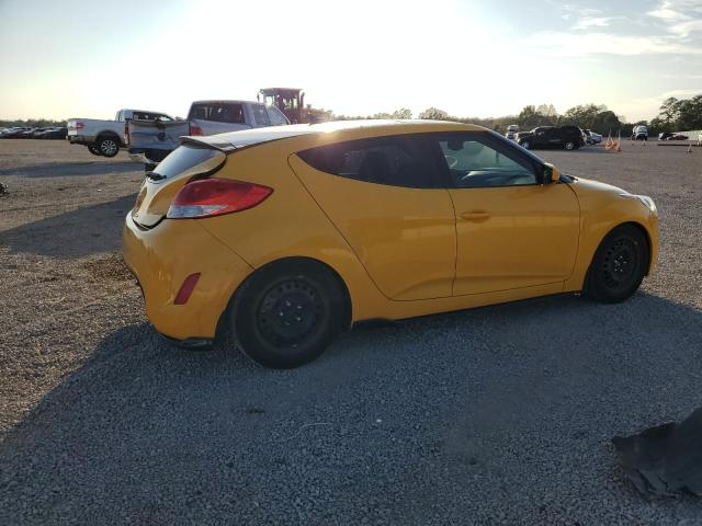 Photo 3 from auction – 2013 HYUNDAI VELOSTER with VIN KMHTC6AD7DU155194