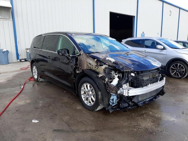 Photo 4 from auction – 2017 CHRYSLER PACIFICA T with VIN 2C4RC1DG2HR587797
