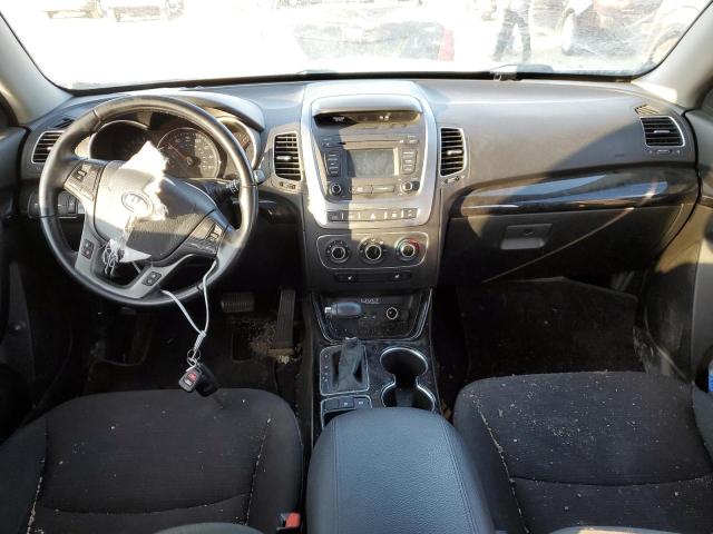 Photo 8 from auction – 2015 KIA SORENTO LX with VIN 5XYKT4A68FG636677