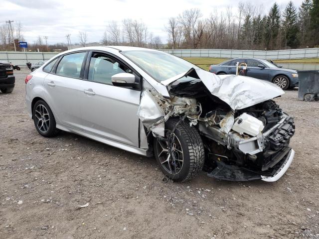 Photo 4 from auction – 2015 FORD FOCUS SE with VIN 1FADP3F26FL213667