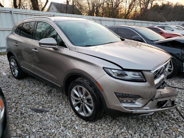 Photo 4 from auction – 2019 LINCOLN MKC SELECT with VIN 5LMCJ2D93KUL02403
