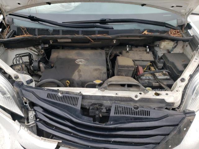 Photo 12 from auction – 2013 TOYOTA SIENNA LE with VIN 5TDKK3DC8DS293349
