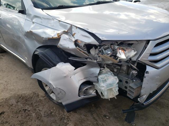 Photo 9 from auction – 2011 TOYOTA HIGHLANDER with VIN 5TDZK3EH4BS030202