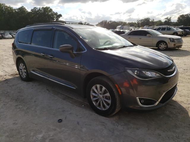 CHRYSLER PACIFICA T 2017 with VIN 2C4RC1BG6HR576871 - Photo from auction