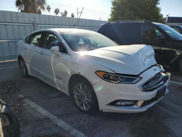 FORD FUSION SE 2017 with VIN 3FA6P0LU3HR408918 - Photo from auction