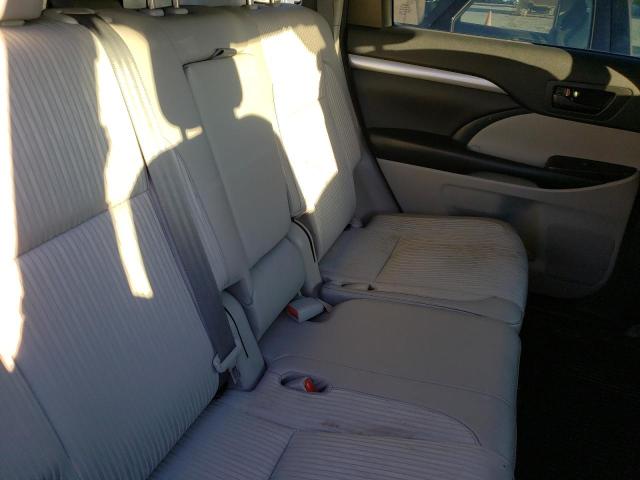 Photo 6 from auction – 2018 TOYOTA HIGHLANDER with VIN 5TDBZRFH5JS818273