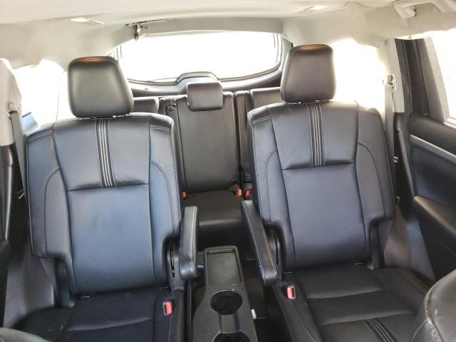 Photo 10 from auction – 2018 TOYOTA HIGHLANDER with VIN 5TDJZRFH6JS492916