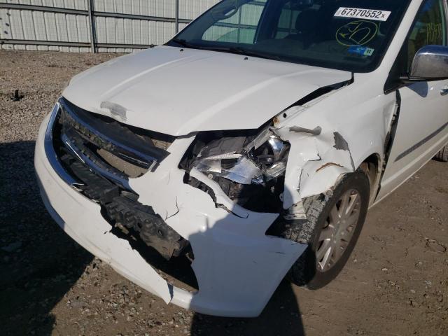 Photo 9 from auction – 2014 CHRYSLER TOWN & COU with VIN 2C4RC1BG3ER295784