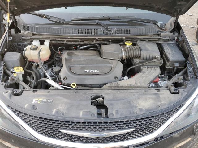 Photo 12 from auction – 2017 CHRYSLER PACIFICA L with VIN 2C4RC1CG8HR730107