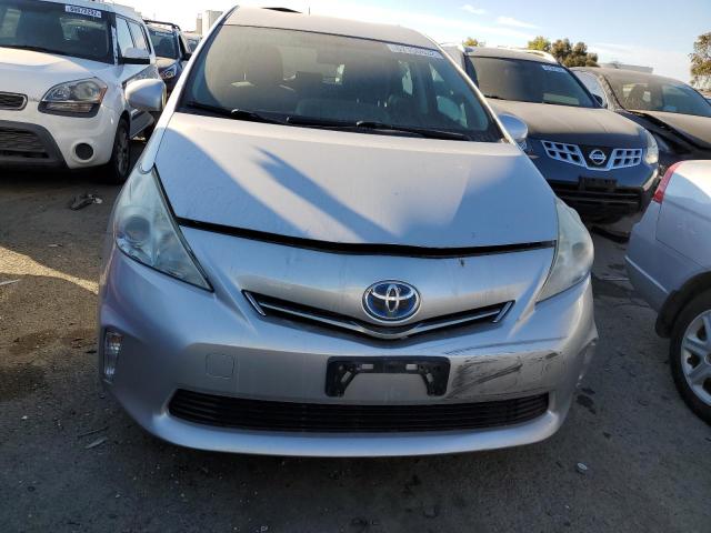 Photo 5 from auction – 2012 TOYOTA PRIUS V with VIN JTDZN3EU4C3025878