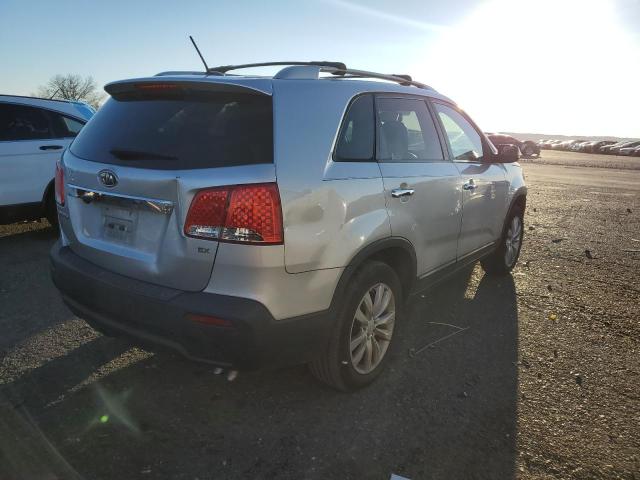 Photo 3 from auction – 2011 KIA SORENTO EX with VIN 5XYKU4A17BG185494