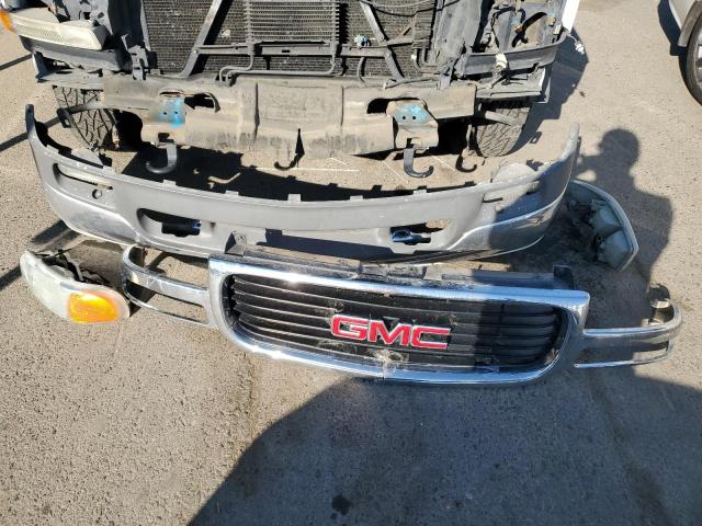 Photo 13 from auction – 2004 GMC YUKON with VIN 1GKEK13T94J310275