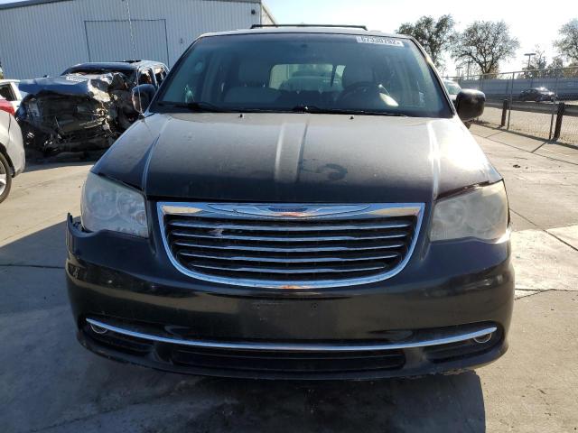 Photo 5 from auction – 2013 CHRYSLER TOWN & COU with VIN 2C4RC1BG8DR519601