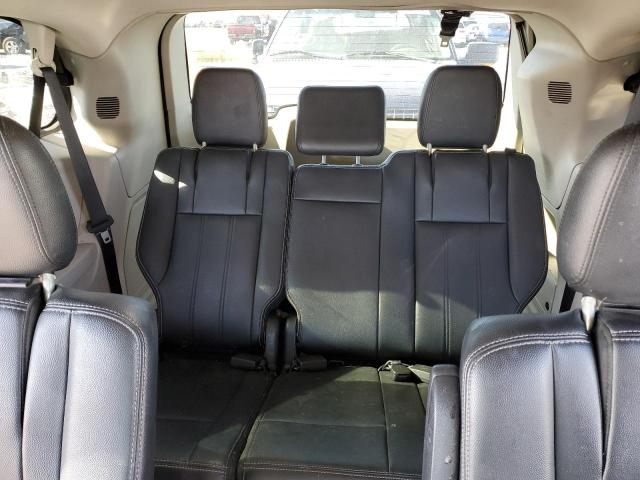 Photo 10 from auction – 2015 CHRYSLER TOWN & COU with VIN 2C4RC1BG4FR707342