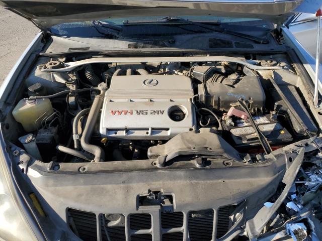 Photo 11 from auction – 2002 LEXUS ES 300 with VIN JTHBF30G820044979
