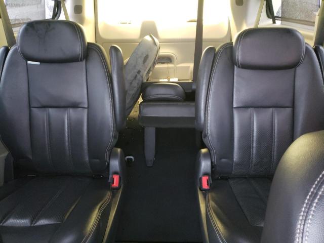 Photo 10 from auction – 2010 CHRYSLER TOWN & COU with VIN 2A4RR8DX9AR494668