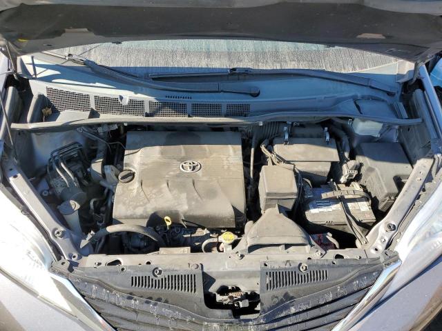Photo 12 from auction – 2014 TOYOTA SIENNA LE with VIN 5TDKK3DC0ES471014