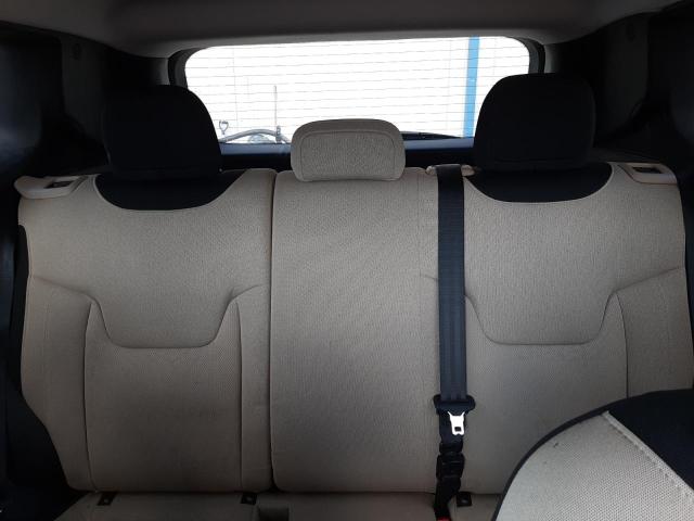 Photo 10 from auction – 2015 JEEP RENEGADE L with VIN ZACCJBBT0FPB64721