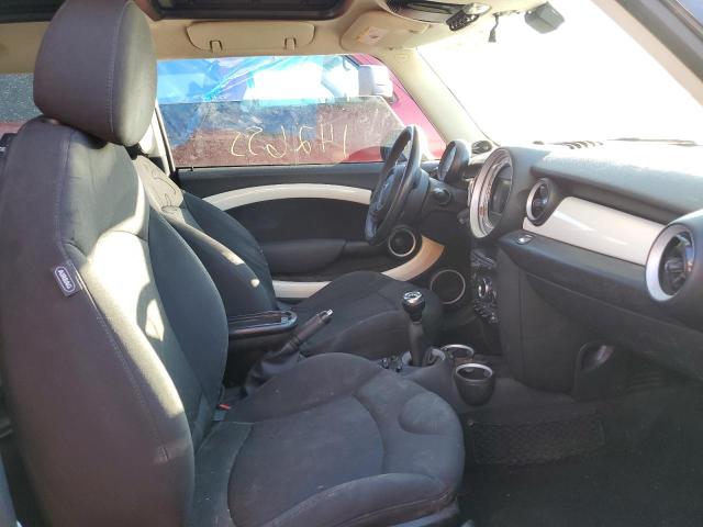 Photo 5 from auction – 2014 MINI COOPER CLU with VIN WMWZF3C54ET571492