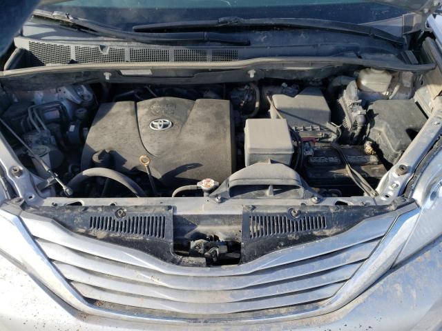 Photo 12 from auction – 2017 TOYOTA SIENNA LE with VIN 5TDJZ3DC4HS186215