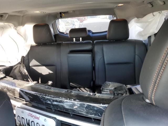 Photo 10 from auction – 2018 TOYOTA HIGHLANDER with VIN 5TDJZRFH4JS910230