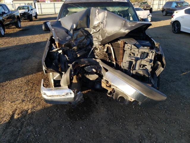 Photo 11 from auction – 2003 CHEVROLET SILVERADO with VIN 2GCEK19T131237981